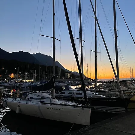 Lake Geneva Port-Valais Exterior photo